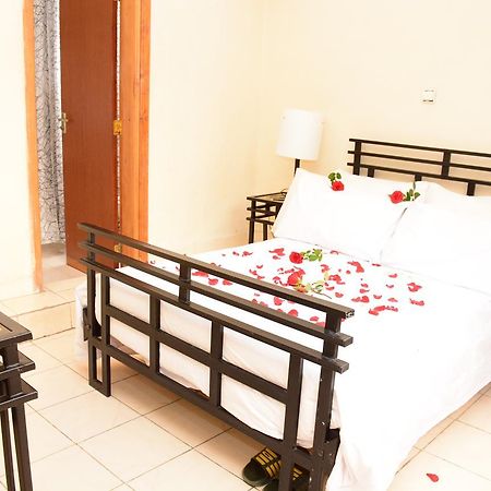 The Hive Guest House Addis Ababa Exterior photo
